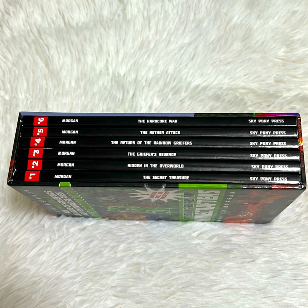 6 Books:An Unofficial League of Griefers Adventure Box set. 6 Minecrafters Books